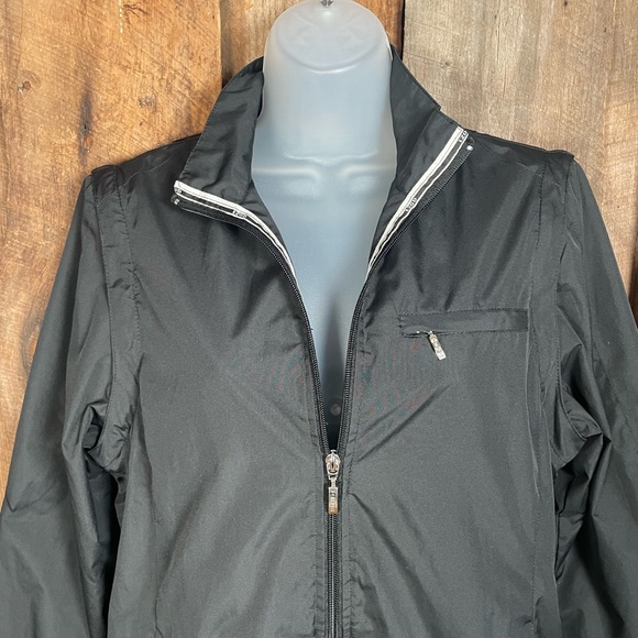 Izod Black Wind resistant Jacket with removable sleeves - size medium - Picture 3 of 11